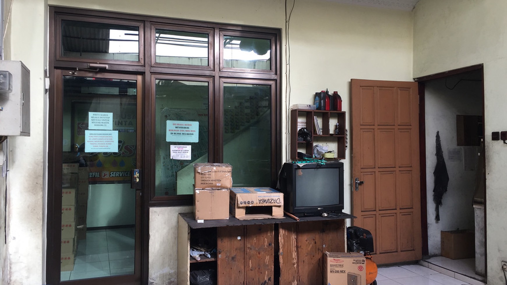 RUKO STRATEGIS, DEKAT KAMPUS UGM, JL C SIMANJUNTAK, YOGYAKARTA