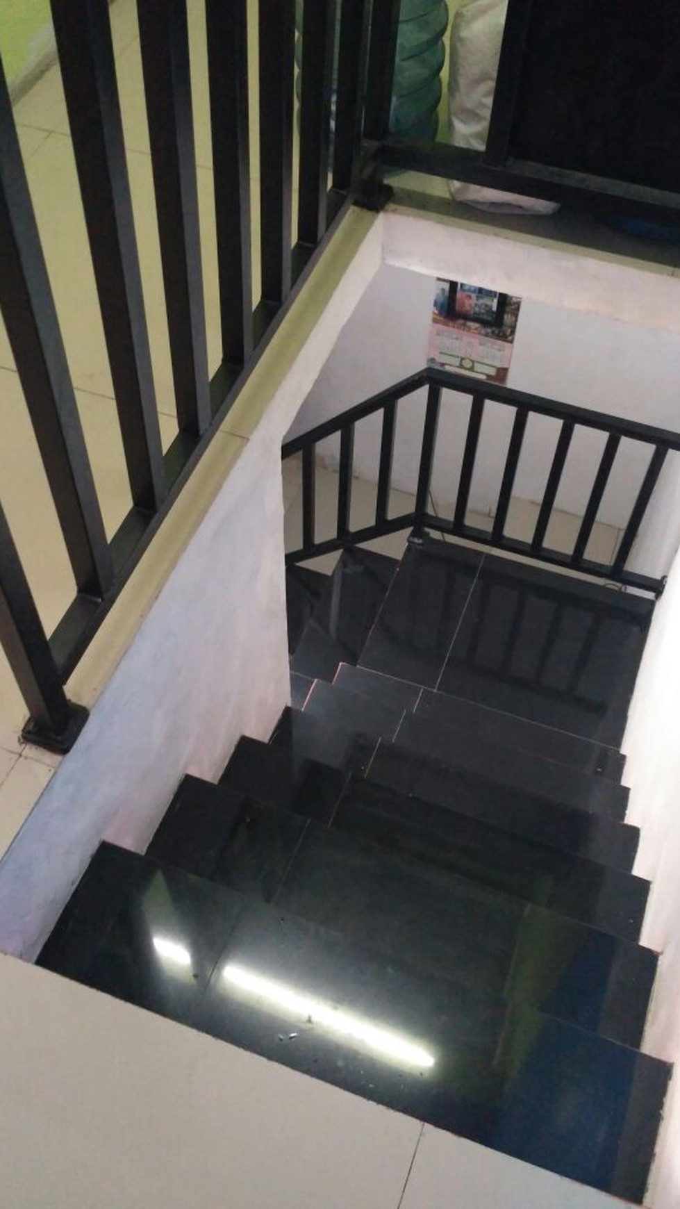 Rumah Dengan Kondisi Bangunan Sangat Bagus