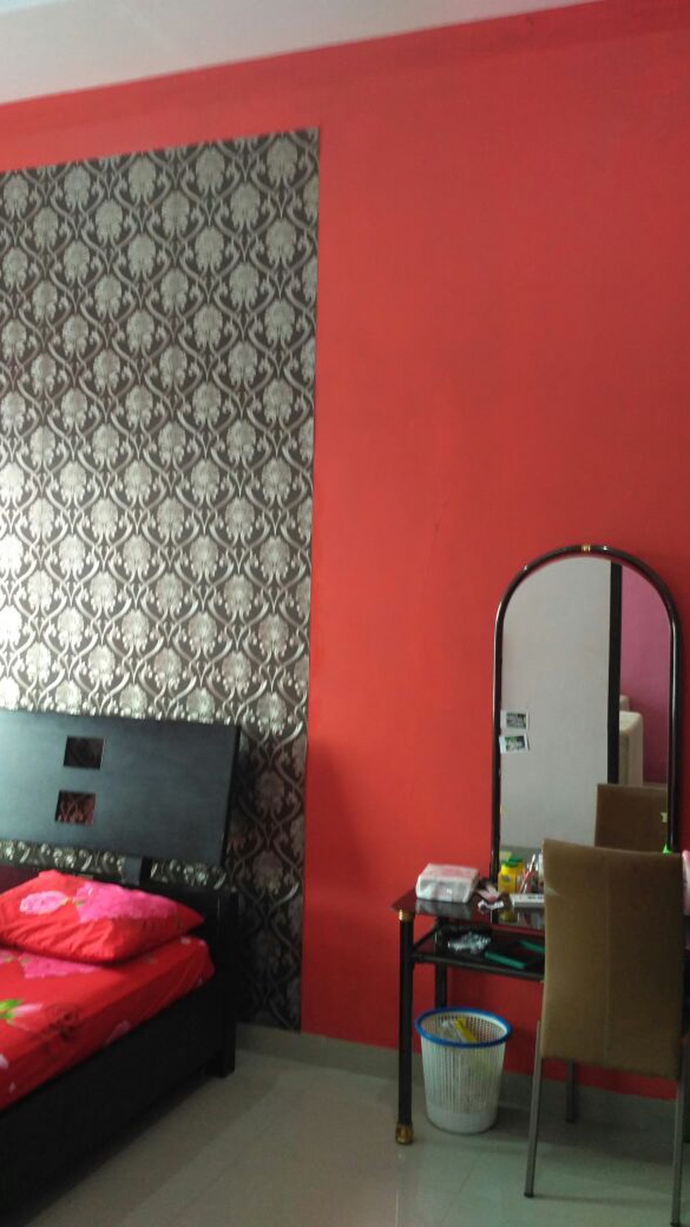 Rumah Dengan Kondisi Bangunan Sangat Bagus