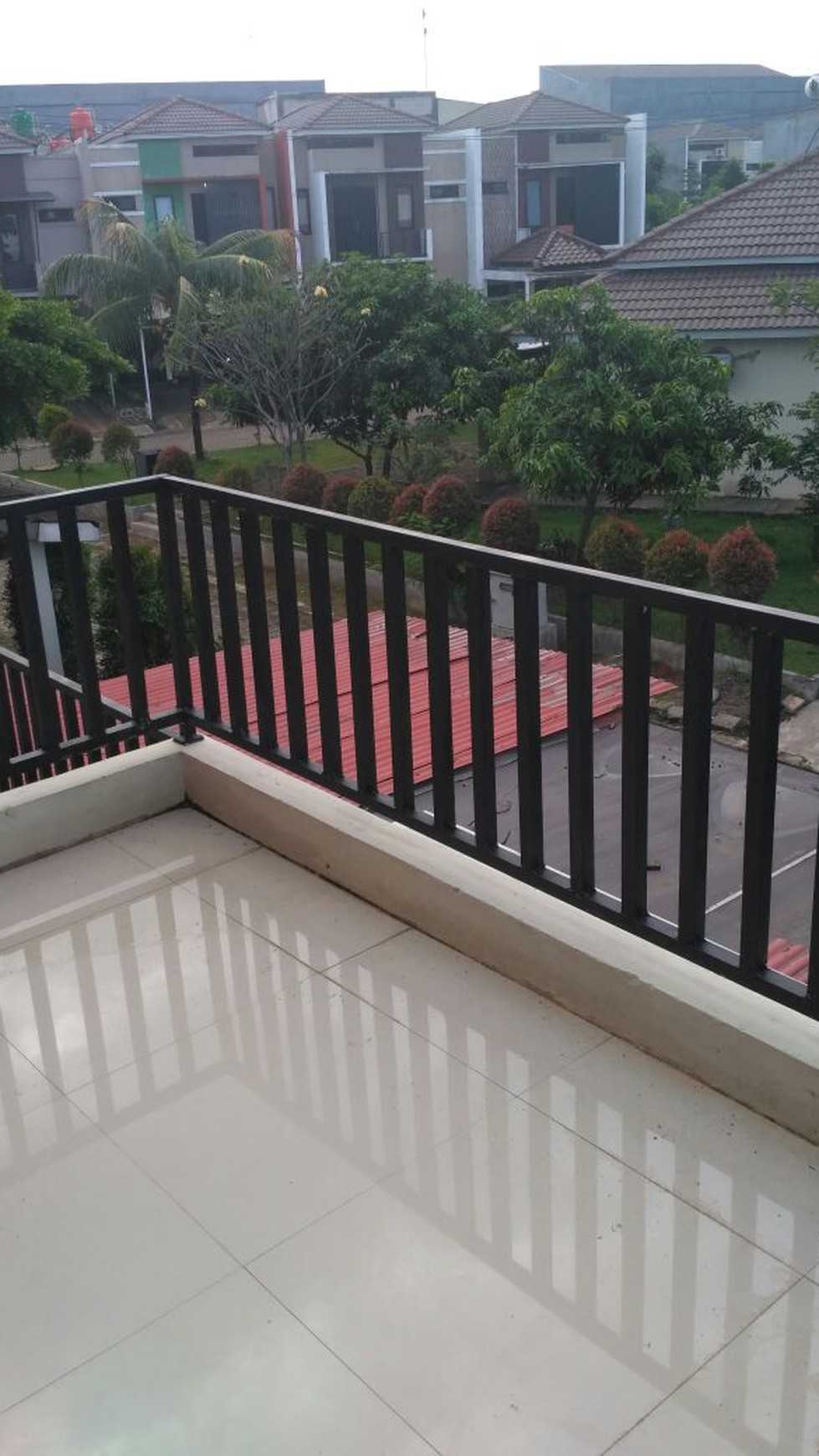 Rumah Dengan Kondisi Bangunan Sangat Bagus