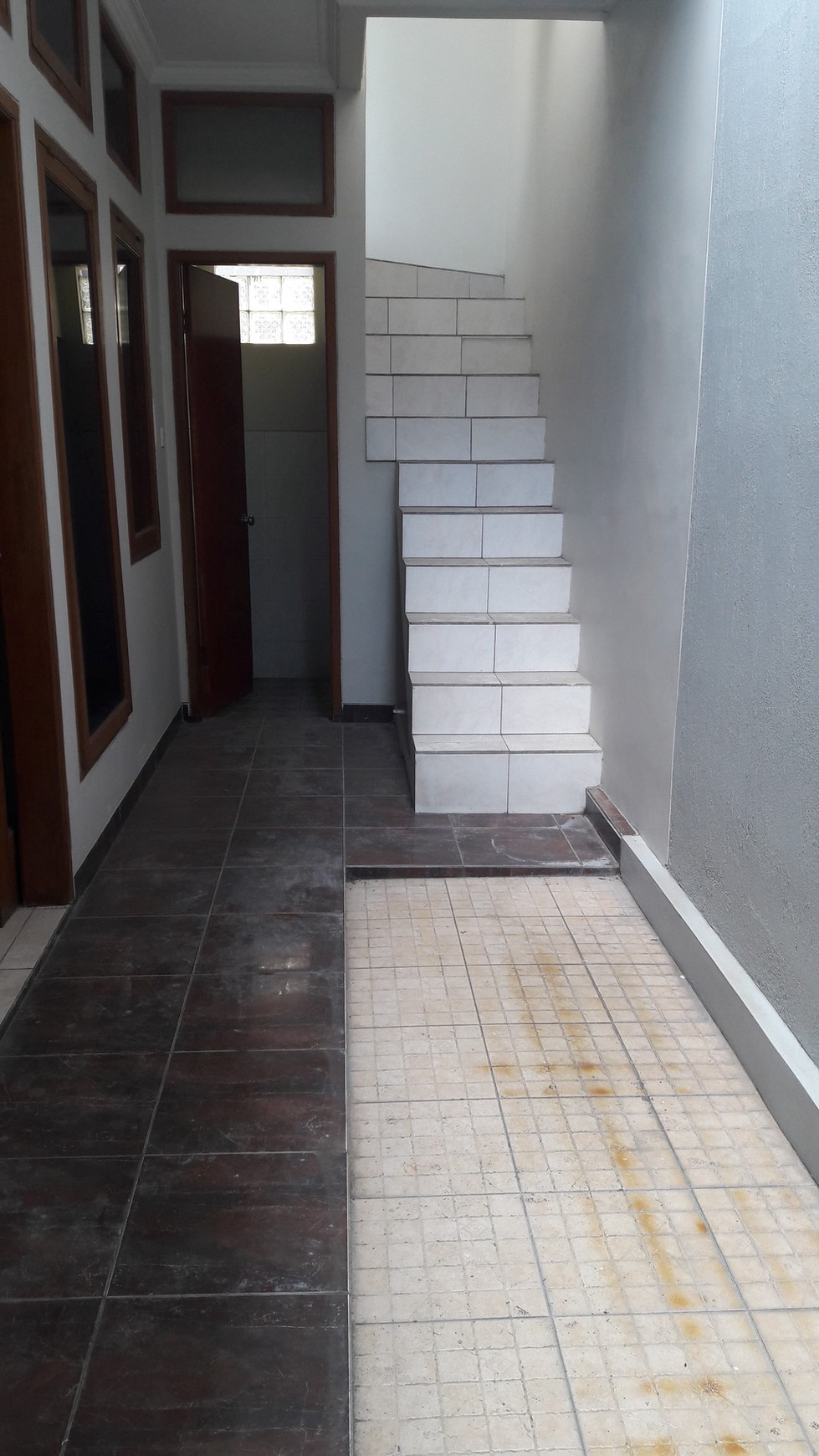 Rumah di lingkungan Elit Singgasana Pradana