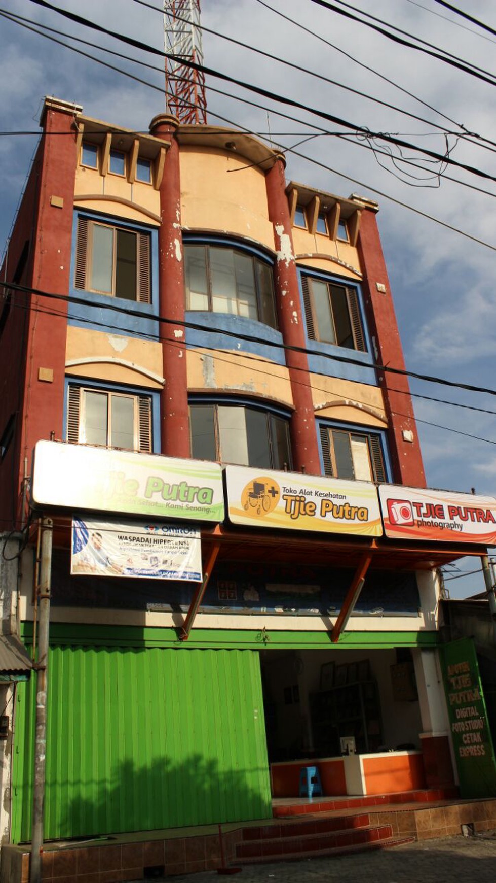 DIJUAL Ruko Strategis Manukan Tama