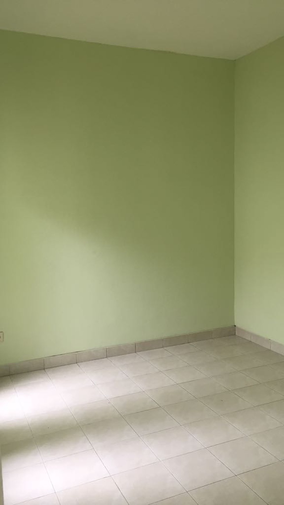 Rumah Mungil Siap Huni Di Graha Raya Bintaro