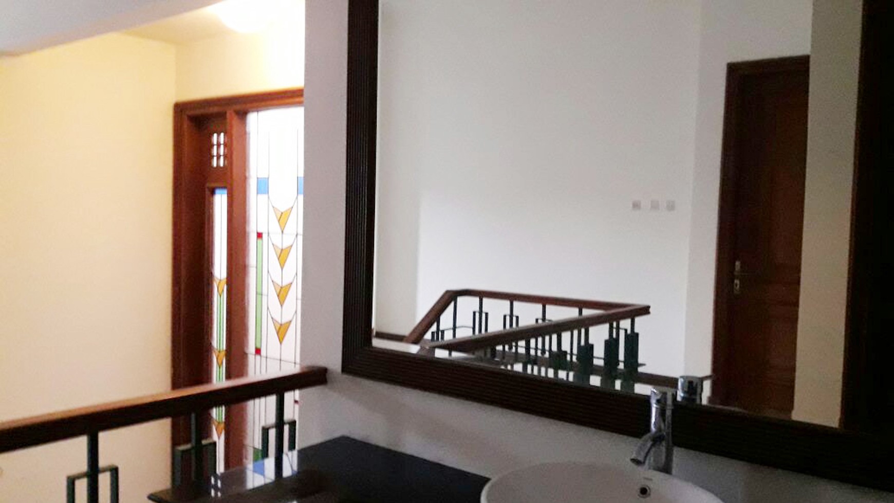 RUMAH MEWAH DIPERUMAHAN DENGAN KONSEP TOWNHOUSE, , SETURAN, DEPOK, SLEMAN.
