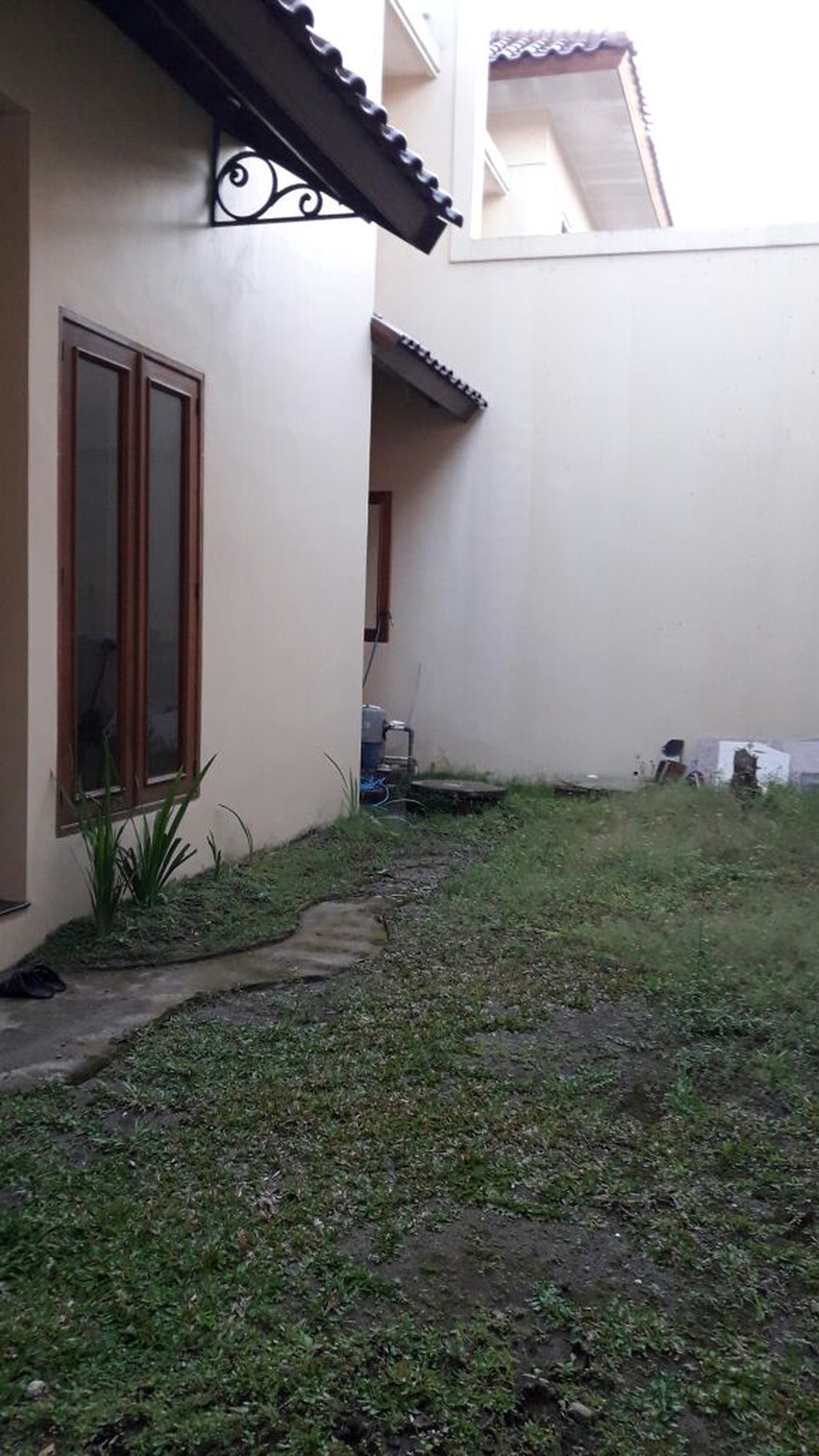 RUMAH MEWAH DIPERUMAHAN DENGAN KONSEP TOWNHOUSE, , SETURAN, DEPOK, SLEMAN.