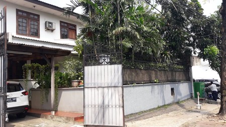 Dijual Rumah Kebayoran Baru