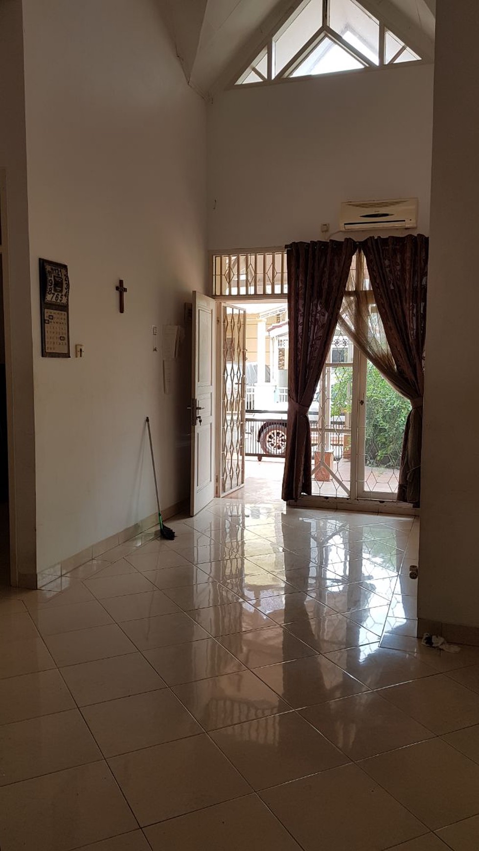 Dijual Rumah di Taman Bromo - Lippo Karawaci