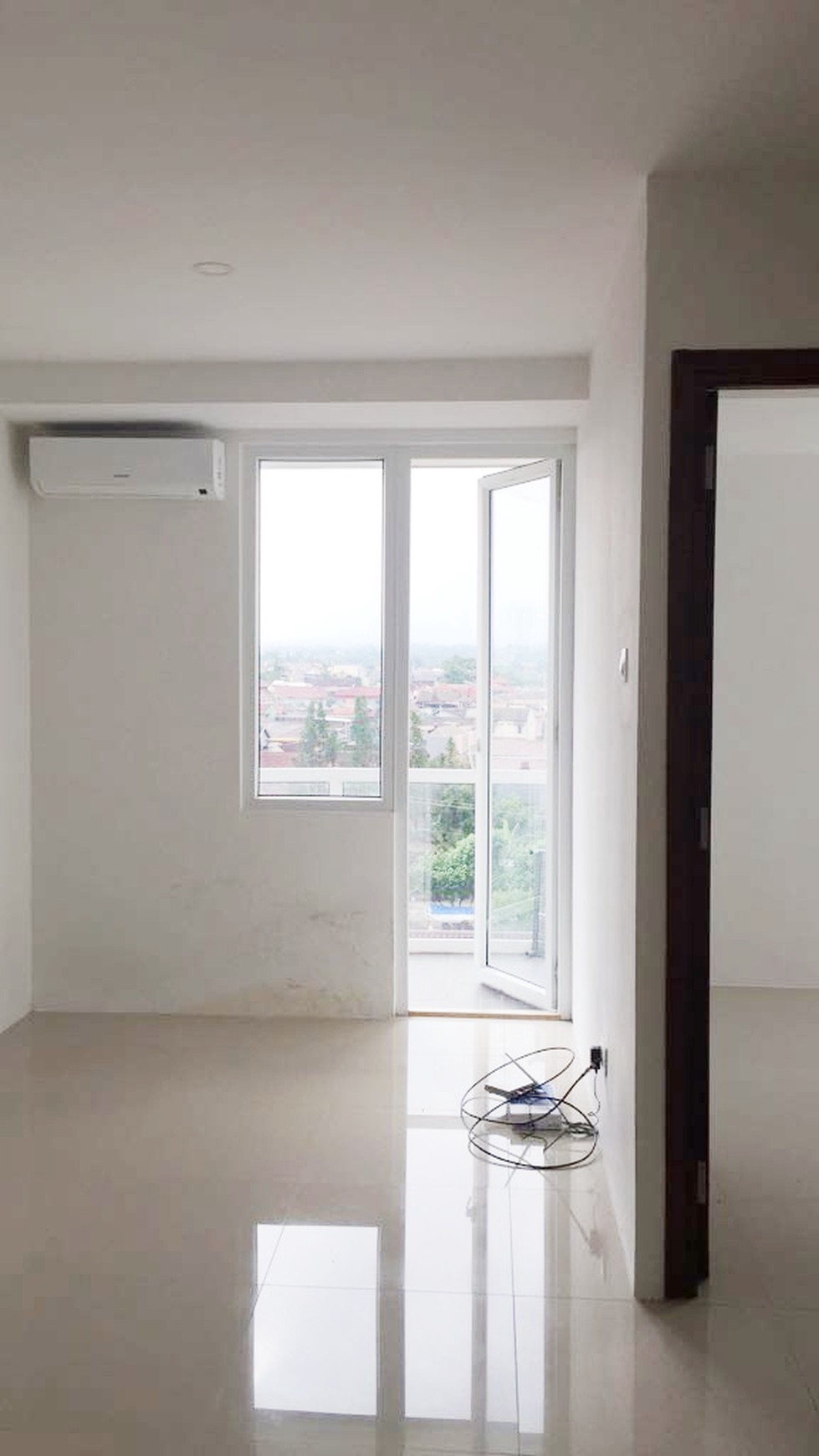APARTEMEN DENGAN TIPE SUPERIOR DI LOKASI STRATEGIS