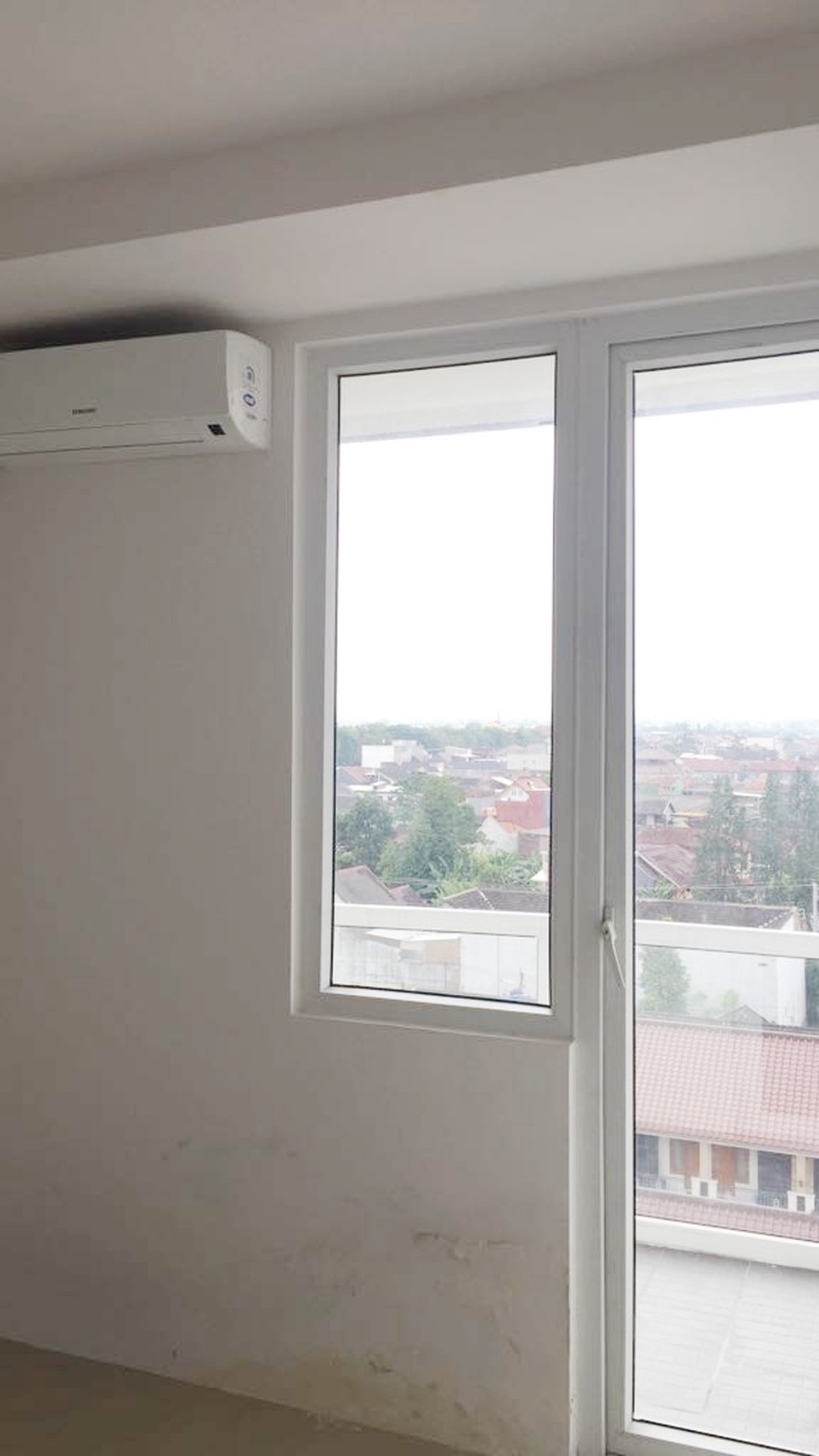 APARTEMEN DENGAN TIPE SUPERIOR DI LOKASI STRATEGIS