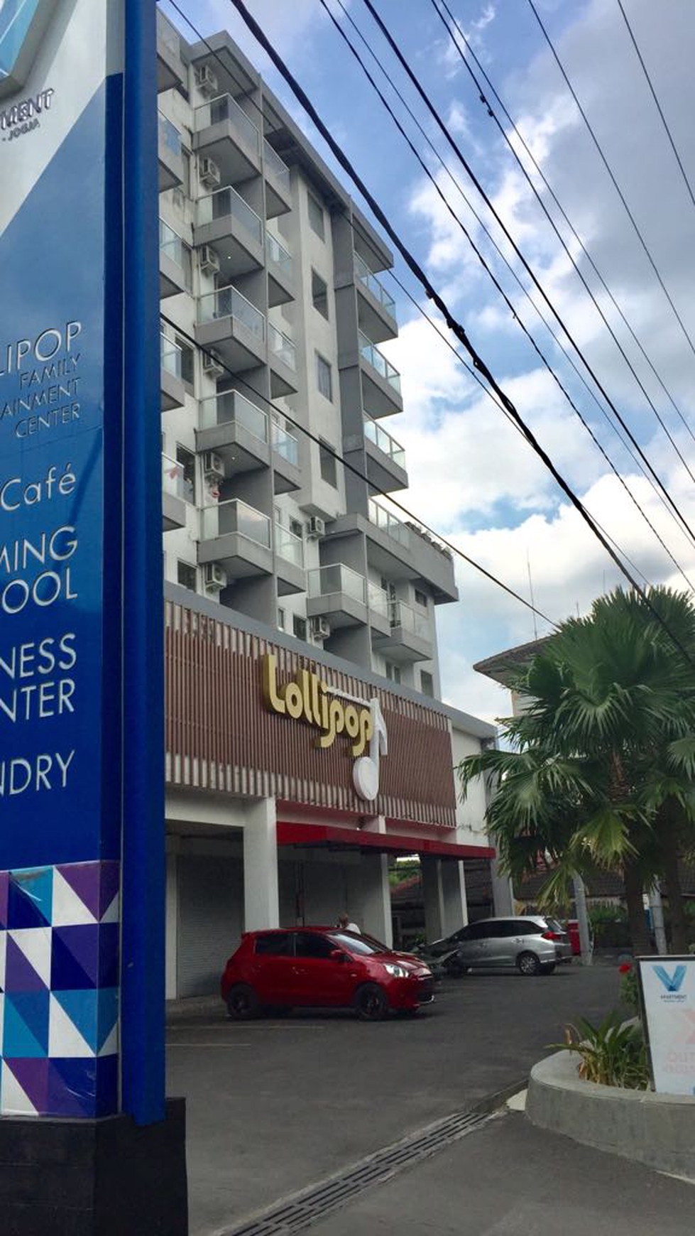 APARTEMEN DENGAN TIPE SUPERIOR DI LOKASI STRATEGIS