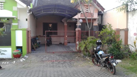 Rumah Tengah Kota Sidoarjo
