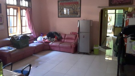 Jual Rumah + Gudang di Medaeng, Bungurasih