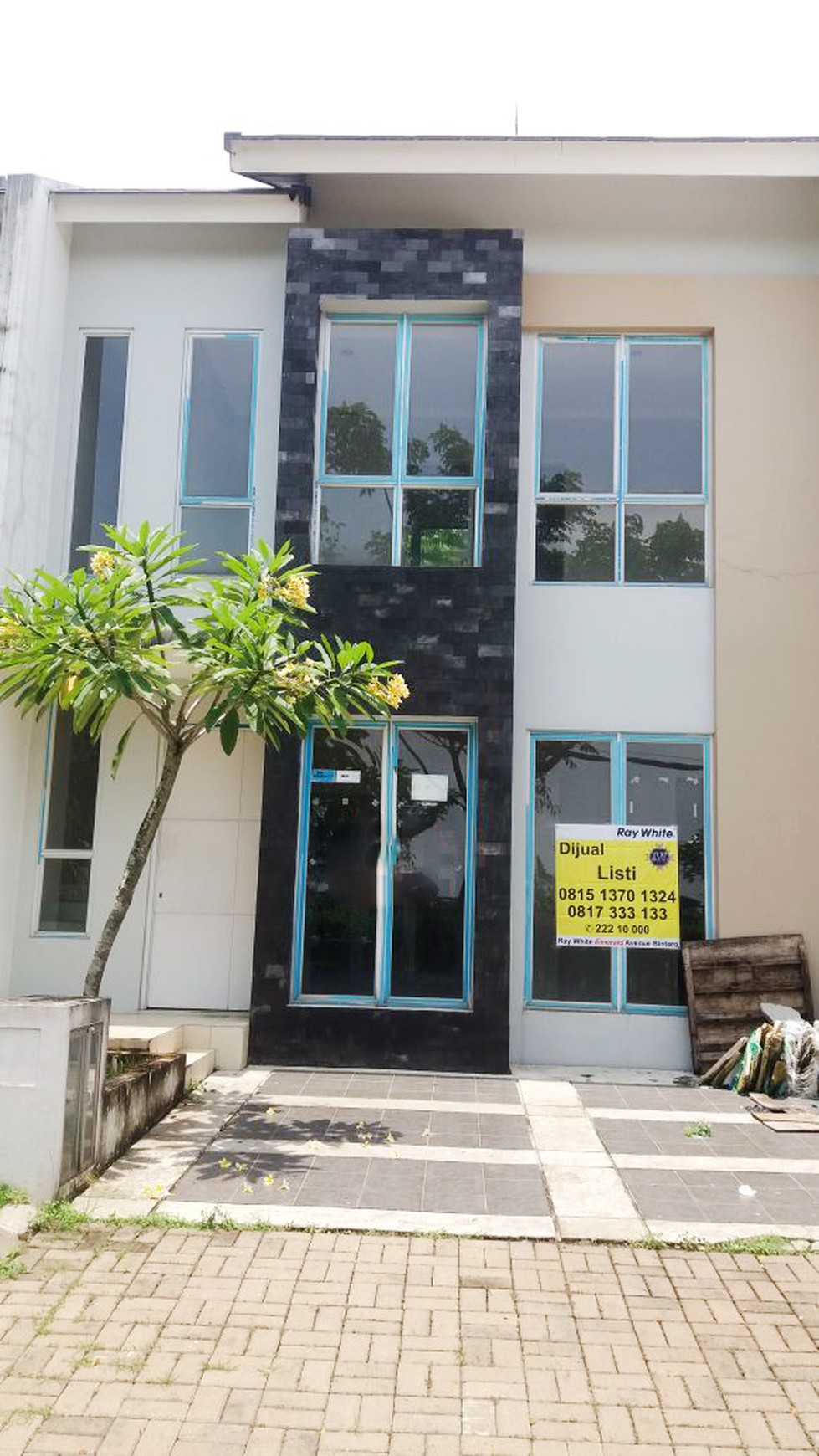 Rumah Cantik di kawasan Cluster Ayanna, Bintaro Jaya