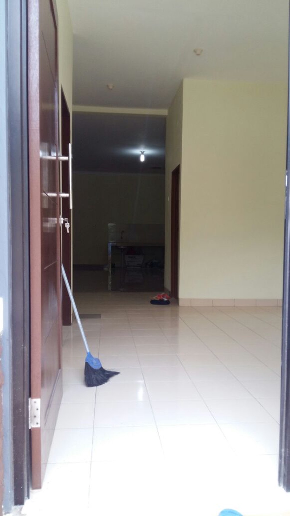 Dijual Rumah di Jl. Palem Merah - Palem Semi, Karawaci