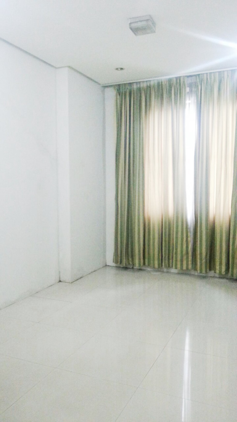 Rumah Nyaman dan Siap Huni di kawasan BIntaro Sektor 1, Jakarta Selatan