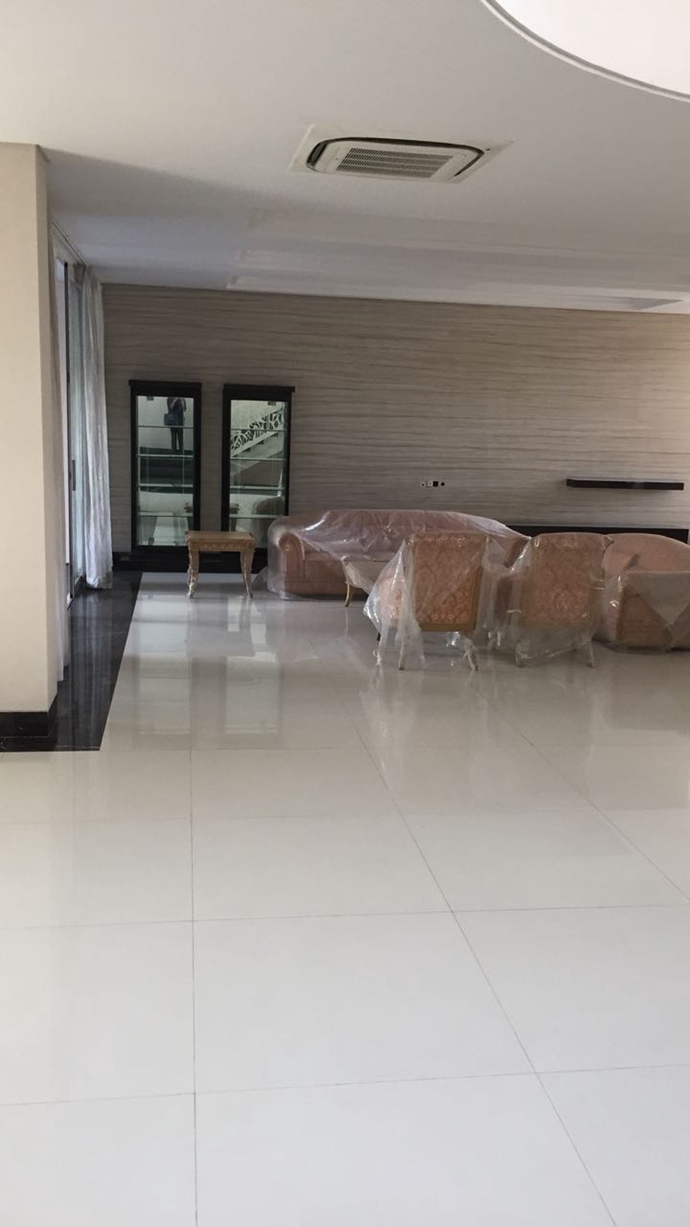Rumah Brand New Dan Asri Di Permata Hijau