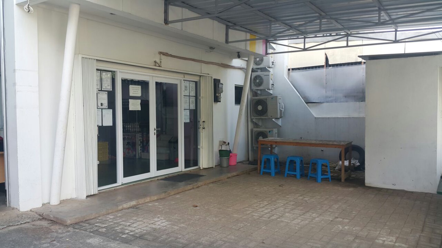 Gudang siao pakai Taman Tekno