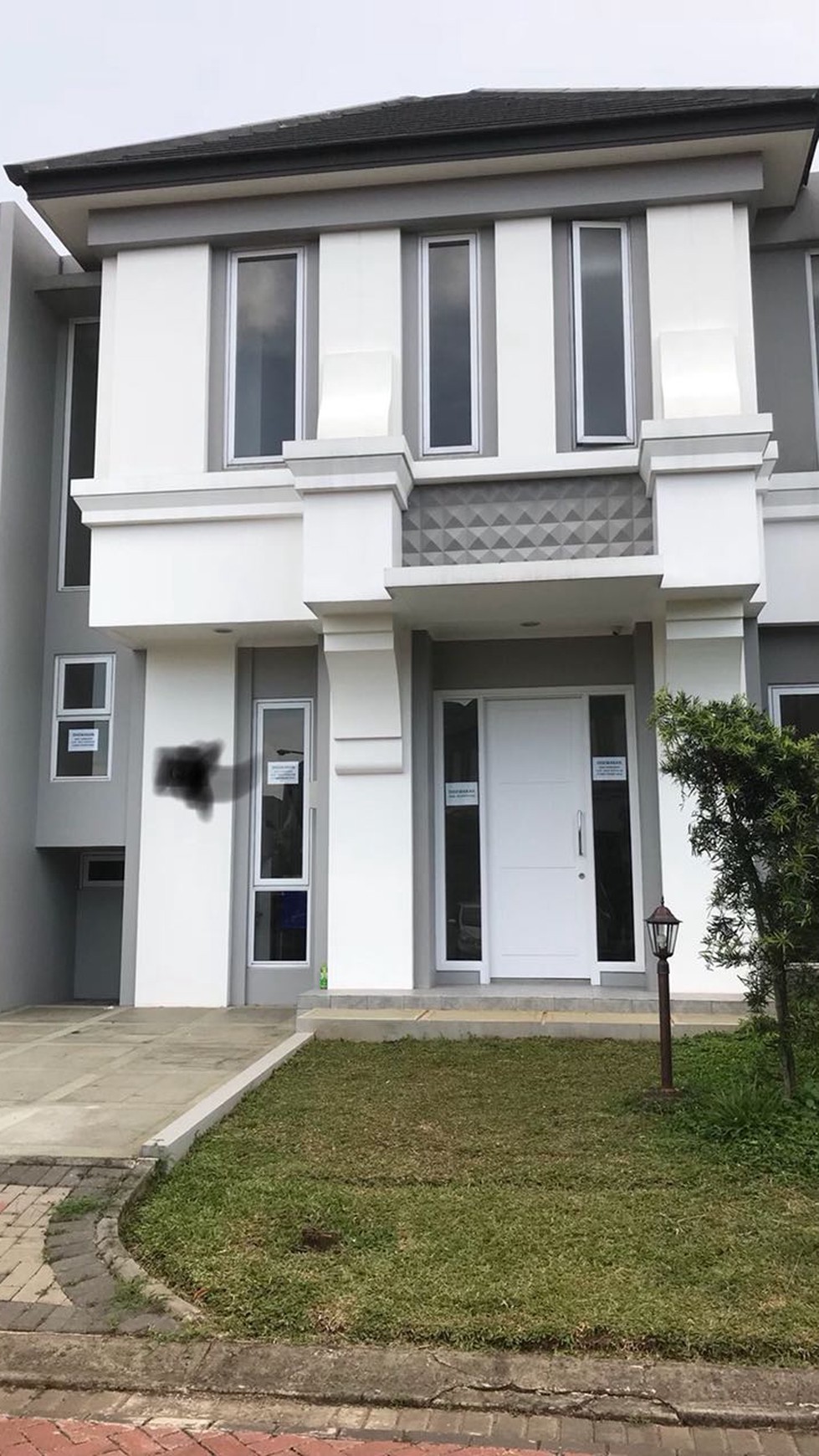 Rumah siap huni di Eminent