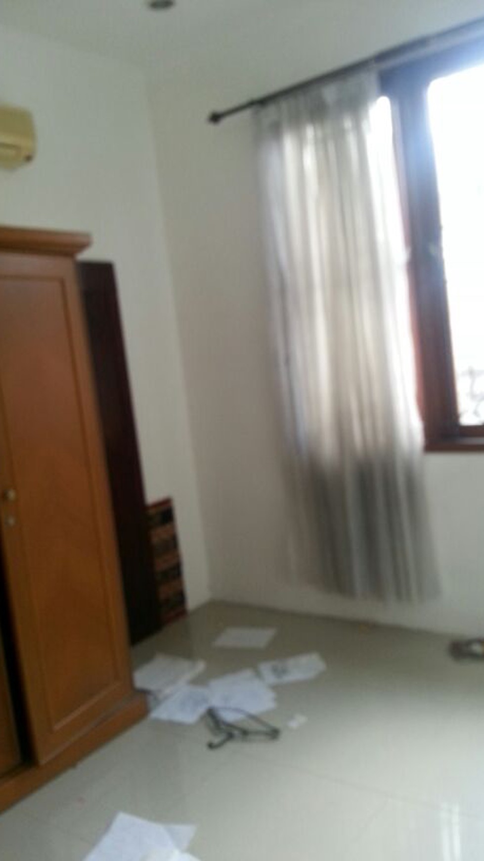 Rumah siap huni di Bintaro Jaya Sektor 9