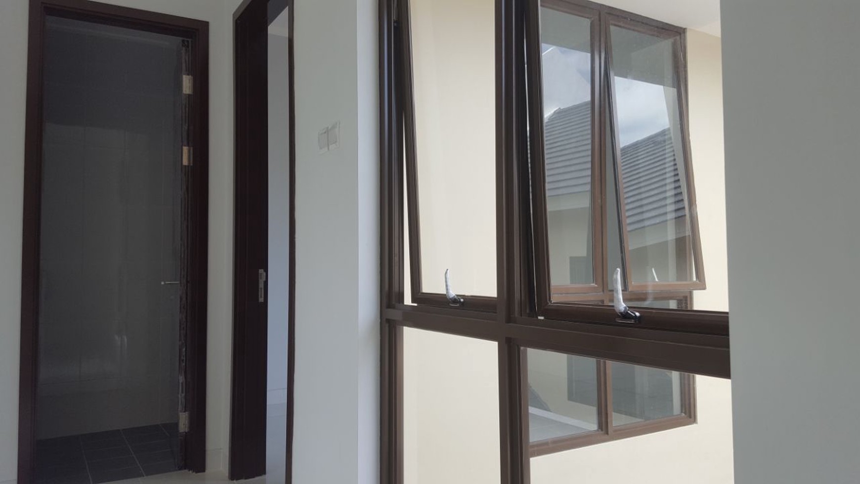 Rumah Baru,dalam cluster di Serpong