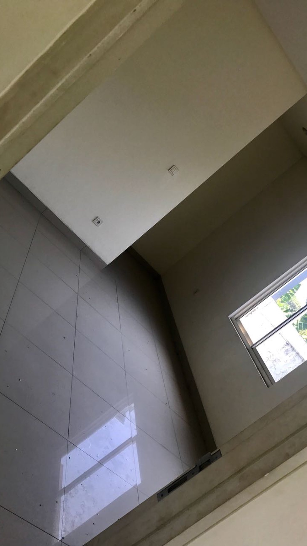 Rumah Nyaman dan Siap huni di Kawasan Cluster Residence One, BSD