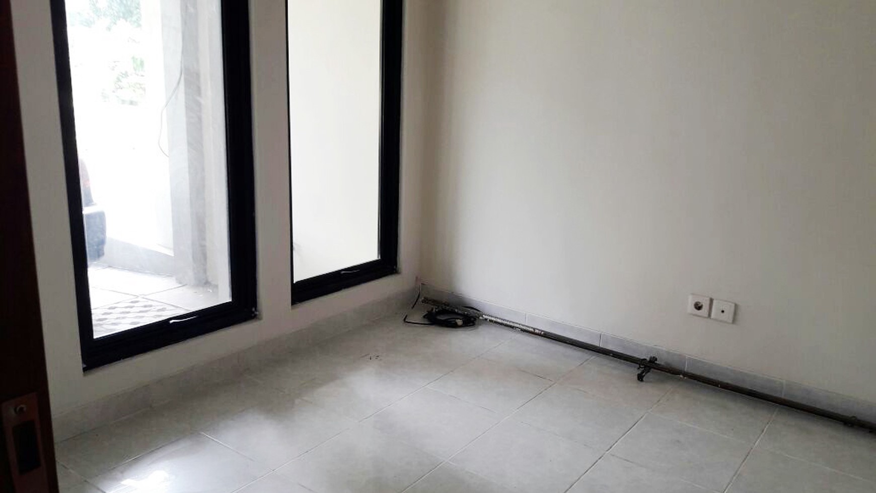 Rumah asri dijual nyaman, aman, siap huni Di @Kucica daerah Bintaro, Tangsel