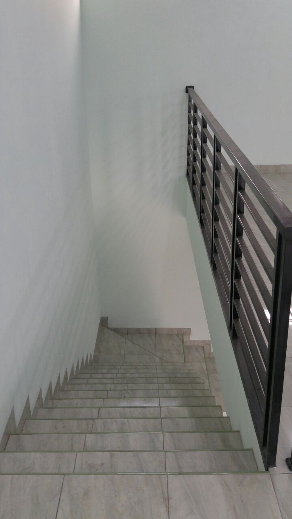 Dijual / Disewakan Ruko di Jl. Prambanan Raya- Perum 2, Karawaci