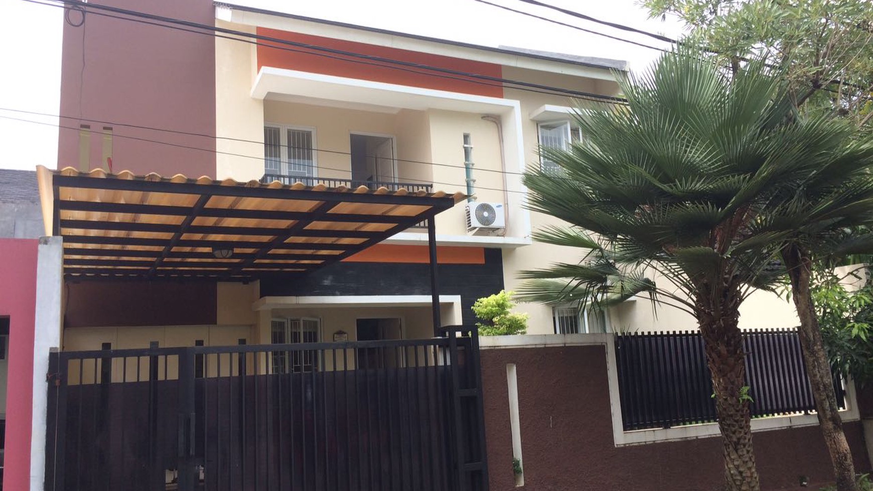 Rumah Nyaman dan Siap Huni di Kawasan Plumeria Residence, Bintaro