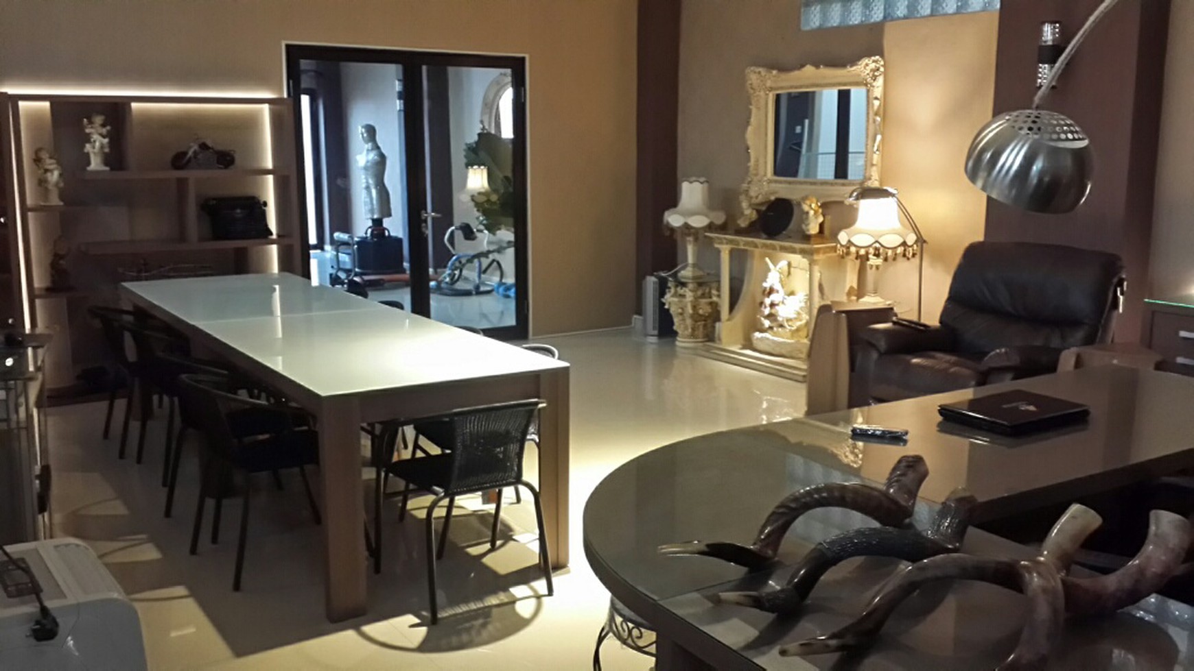 Area HR Muhammad , Cocok untuk Kantor bagus