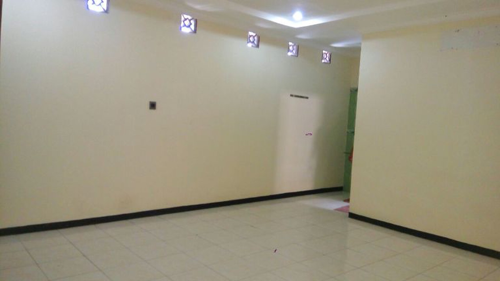 Rumah 2 Lantai Delta Puspa, Waru