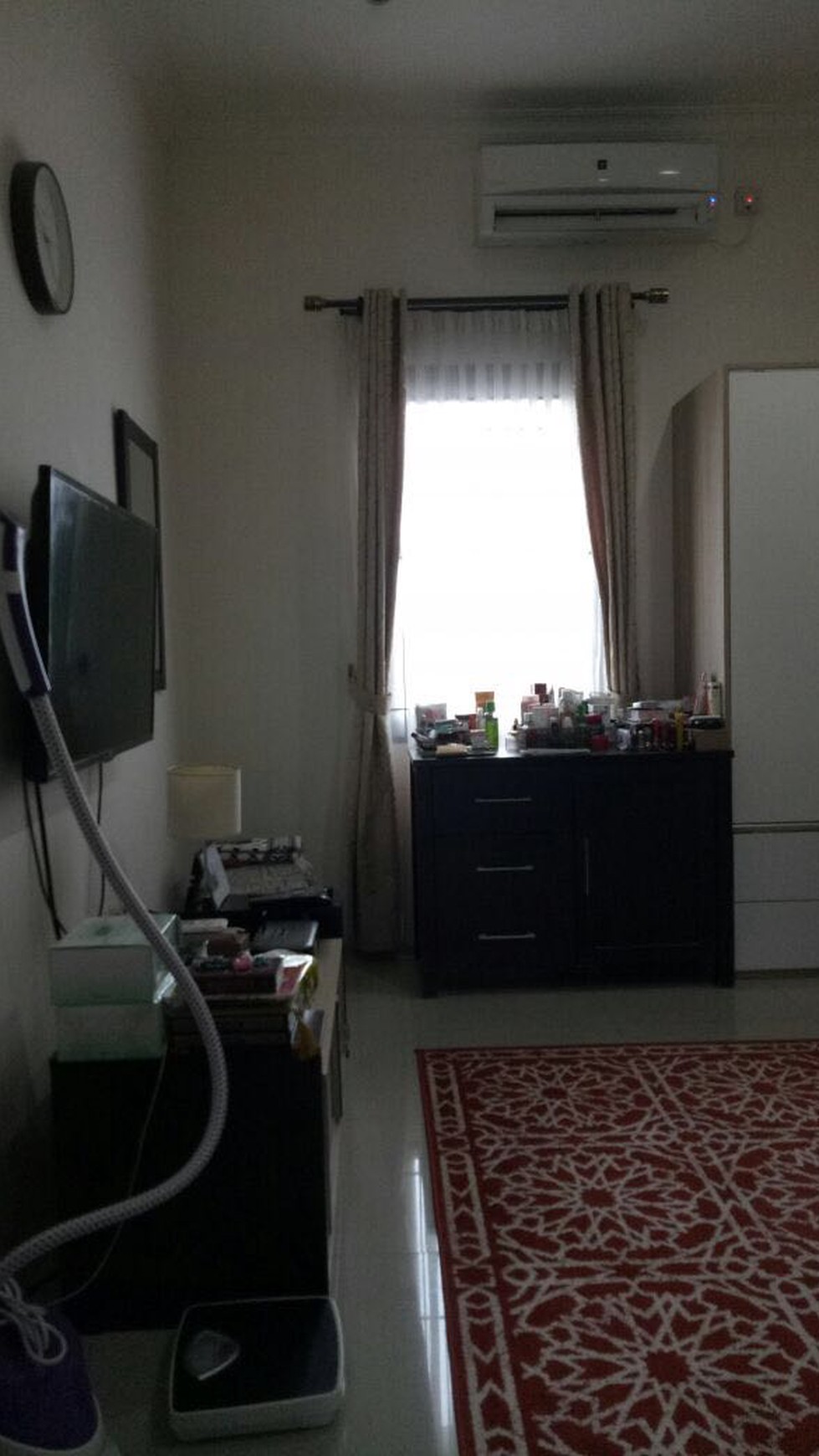 Rumah Cantik Minimalis Di Bintaro Sektor 9