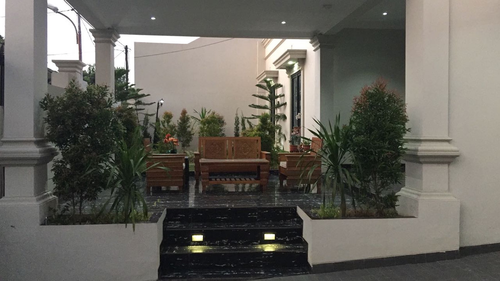 Rumah di Joglo Kembangan Jakarta Barat