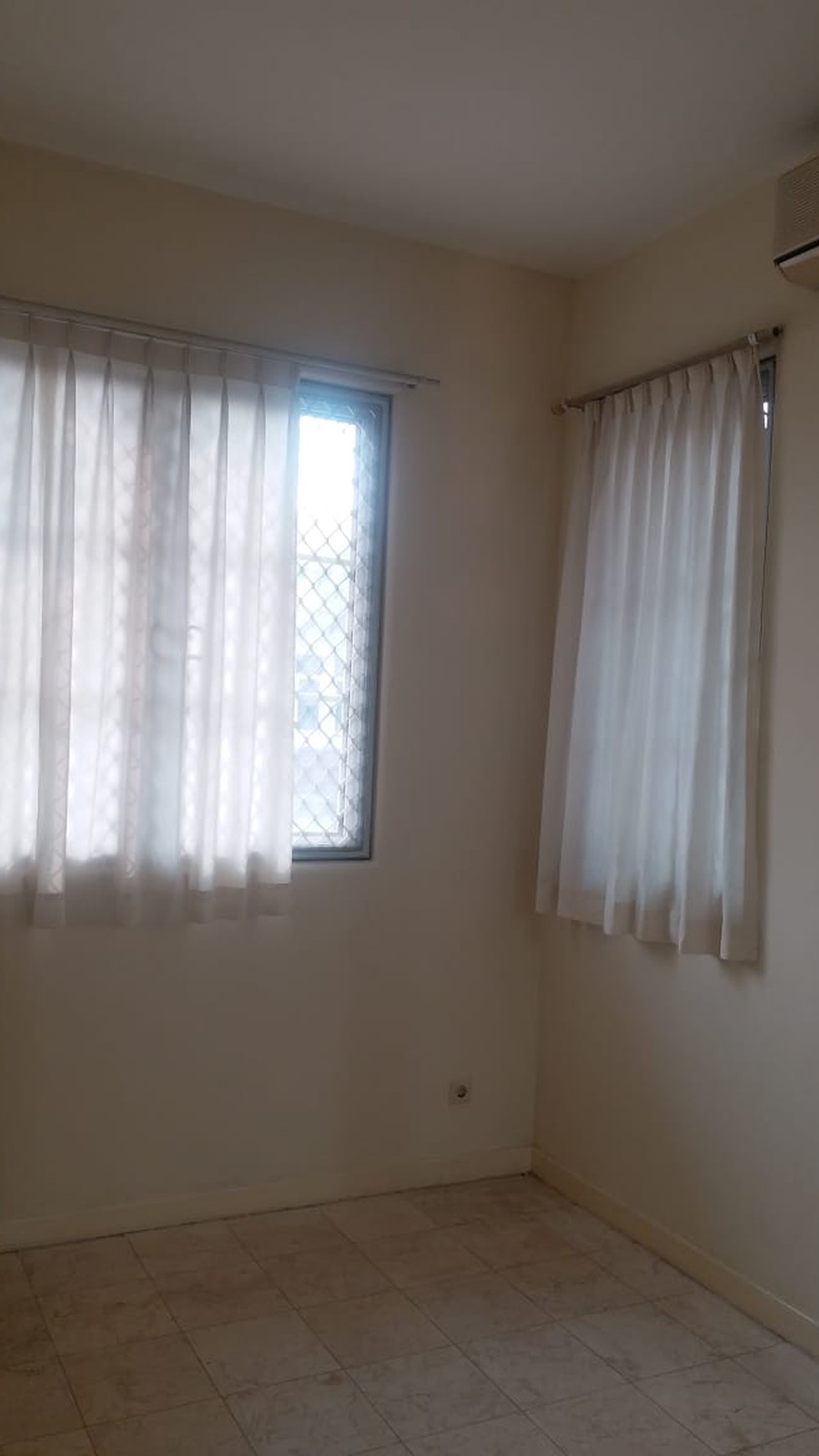 Disewakan Rumah di Taman Cendana Golf - Lippo Karawaci