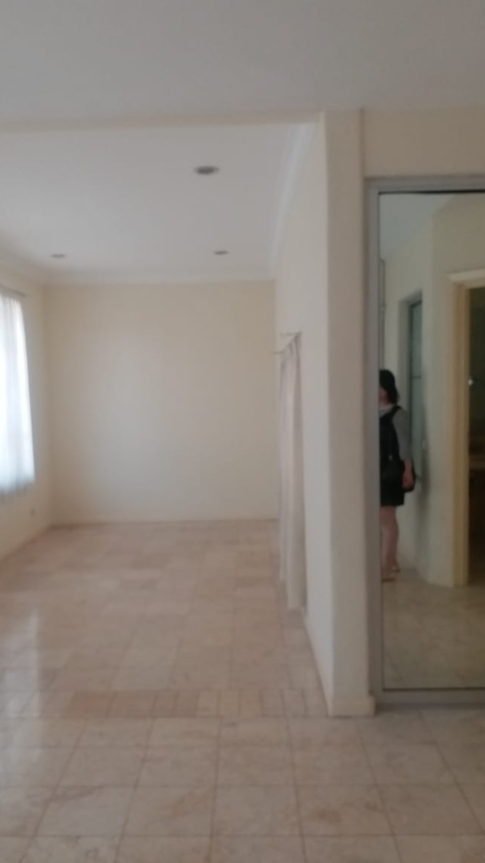 Disewakan Rumah di Taman Cendana Golf - Lippo Karawaci