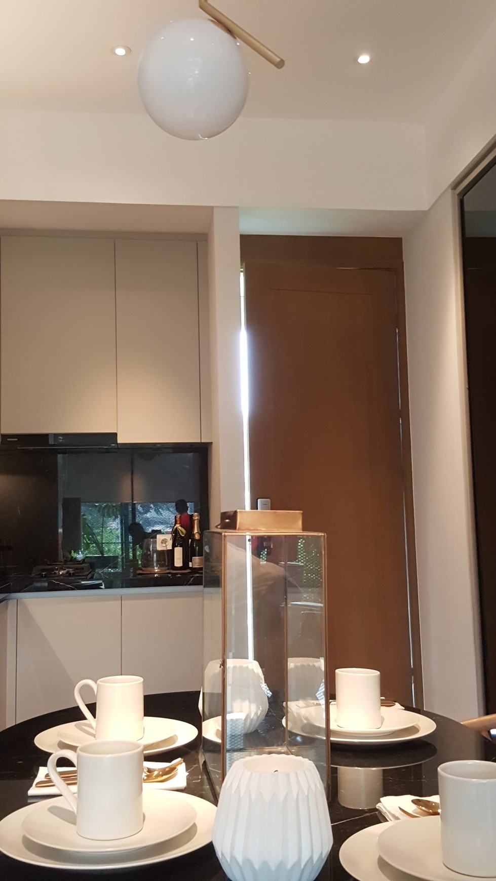DIJUAL MURAH KASAMARA - The First Luxury Low Rise RESORT Apartement