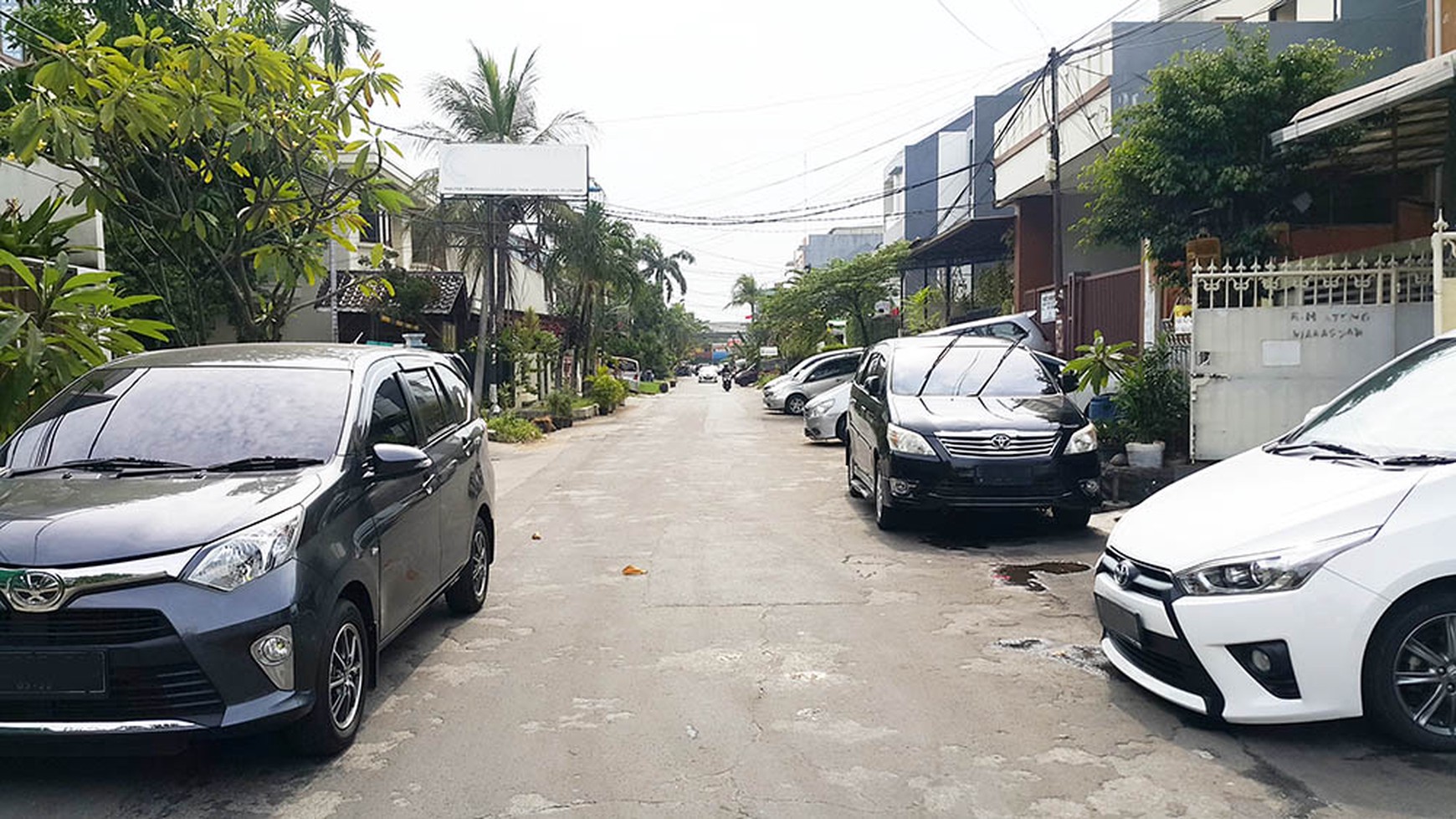 Rumah di Jual Summagung 1, Luas 8x24,5m2