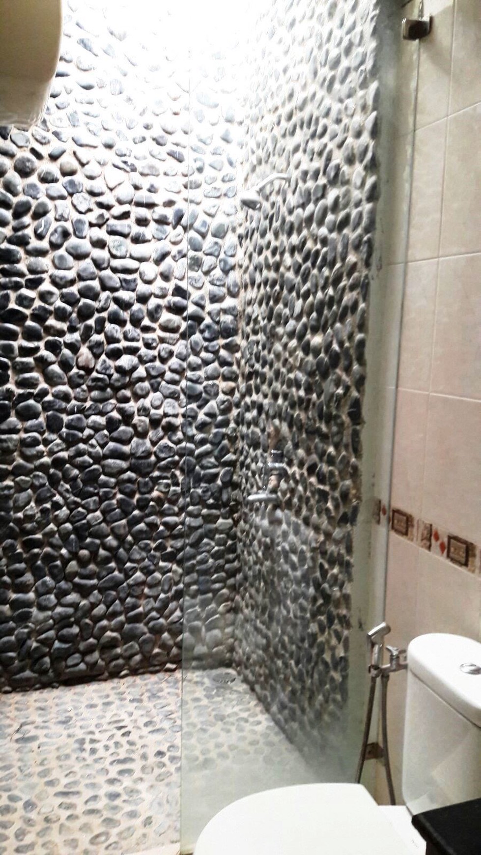 Rumah Nyaman dan Siap Huni di Kawasan Menteng, Bintaro