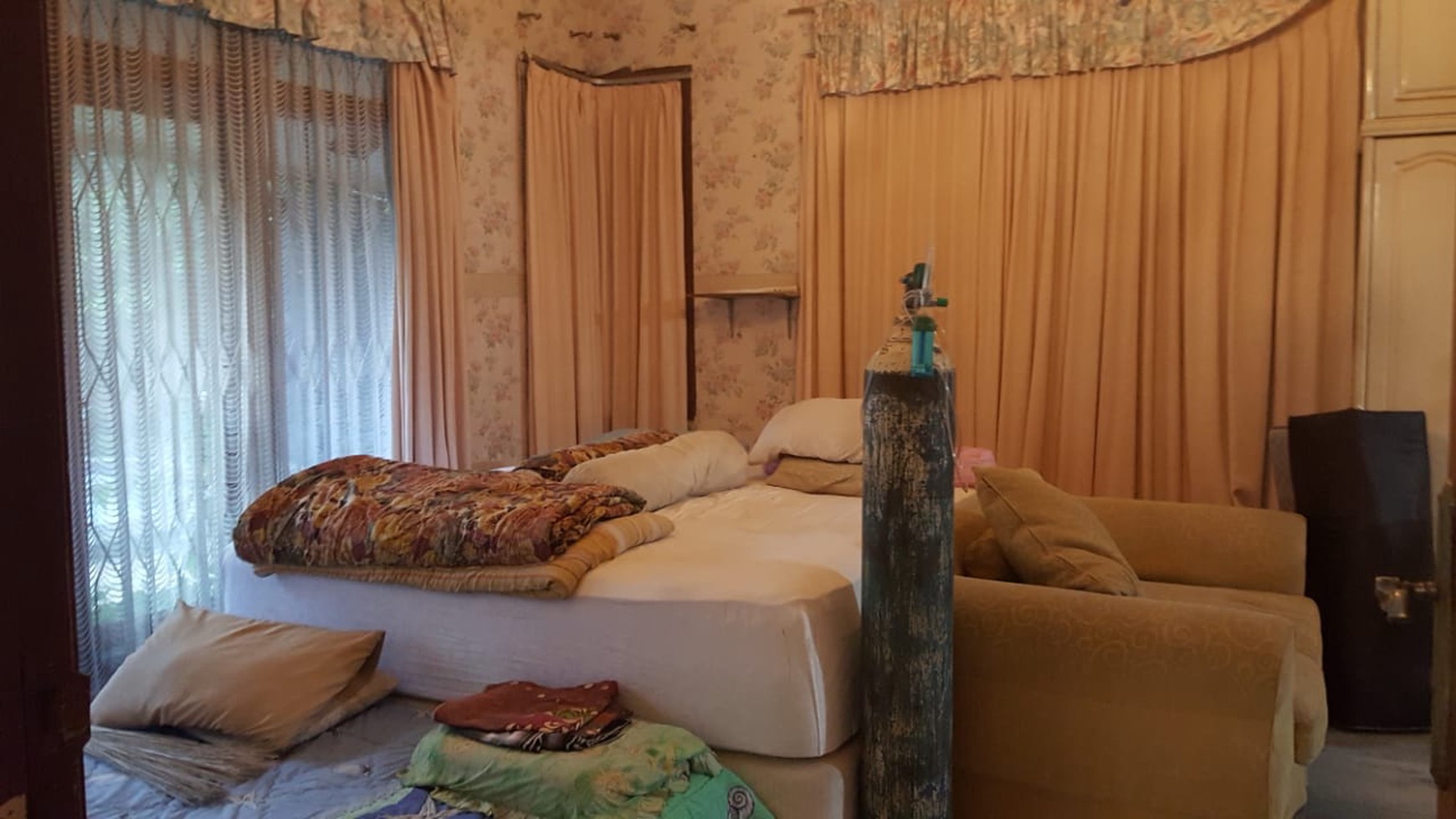 Rumah Halaman Luas di Pondok Aren Tangerang Selatan