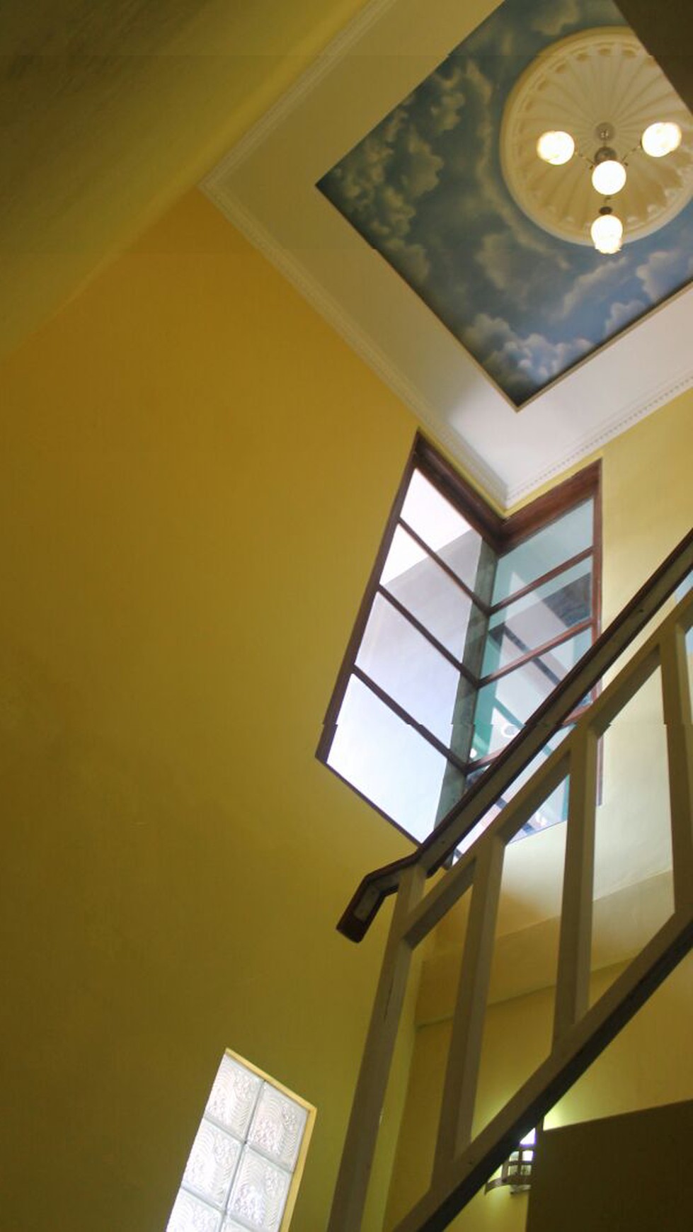 RUMAH MEWAH, HARGA NEGO, DI LOKASI STRATESIS, DAERAH NOLOGATEN