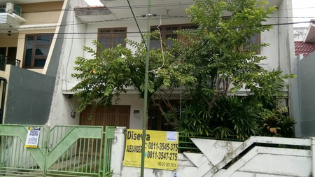 Murah , Sewa Rumah Manyar 2lantai