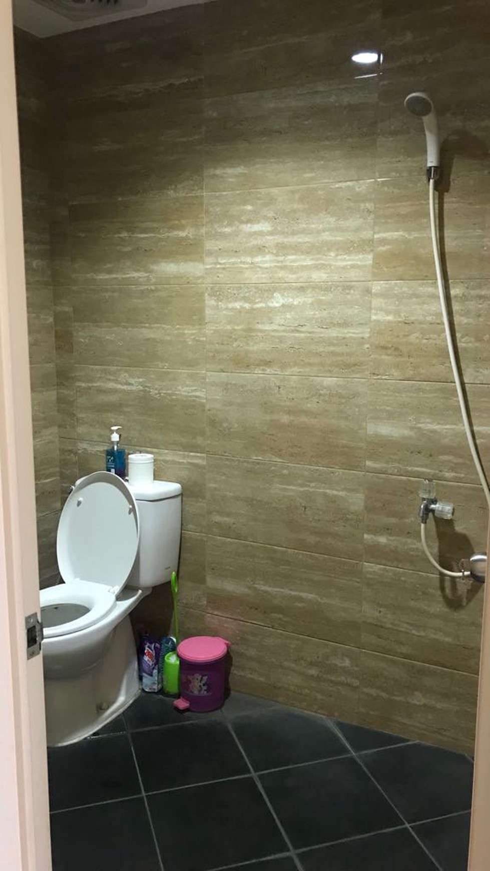 Ruko siap pakai De Best Lottte Mart