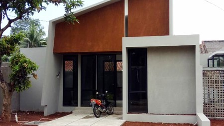 Rumah Nyaman dan Siap Huni di Kawasan Tamanna Town House, Depok
