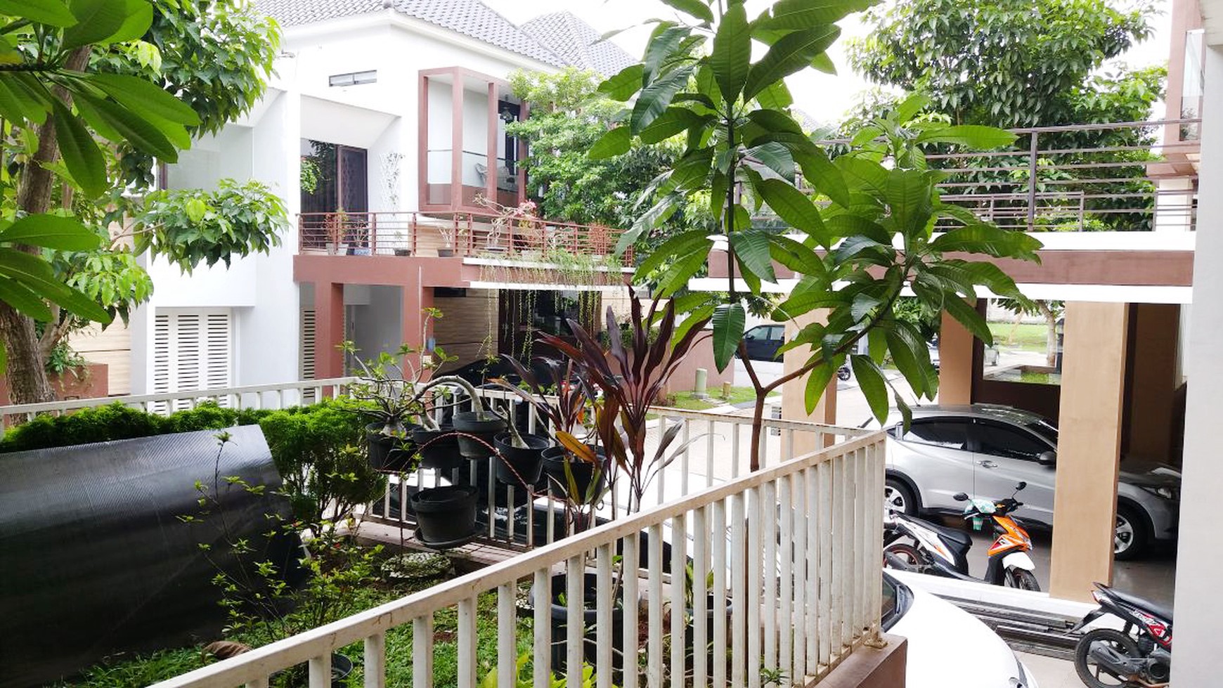 Rumah Nyaman dan Siap Huni di Kawasan Cluster Kebayoran, Bintaro