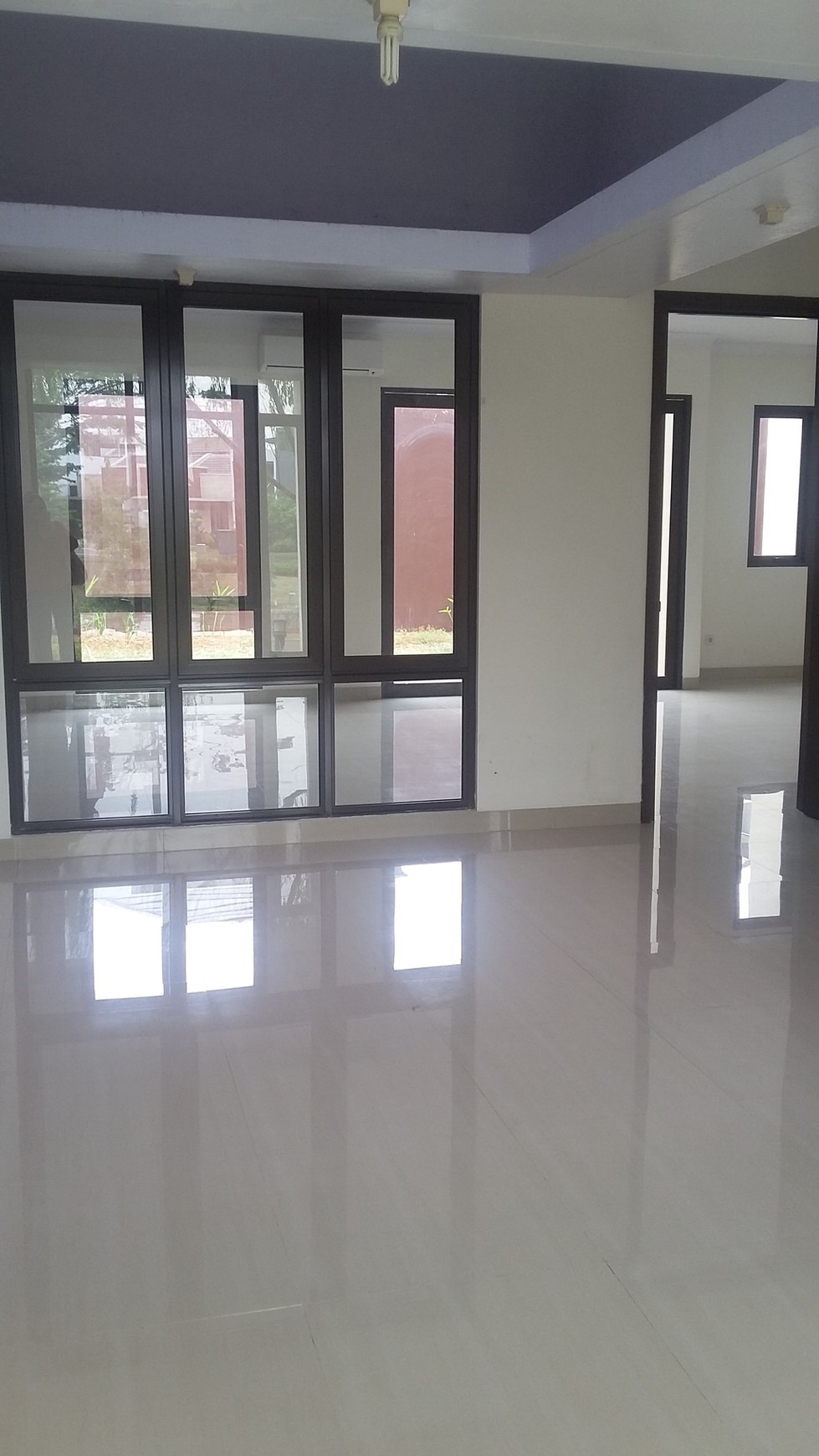 Disewakan Rumah Bagus Di Cluster Ritzone, BSD