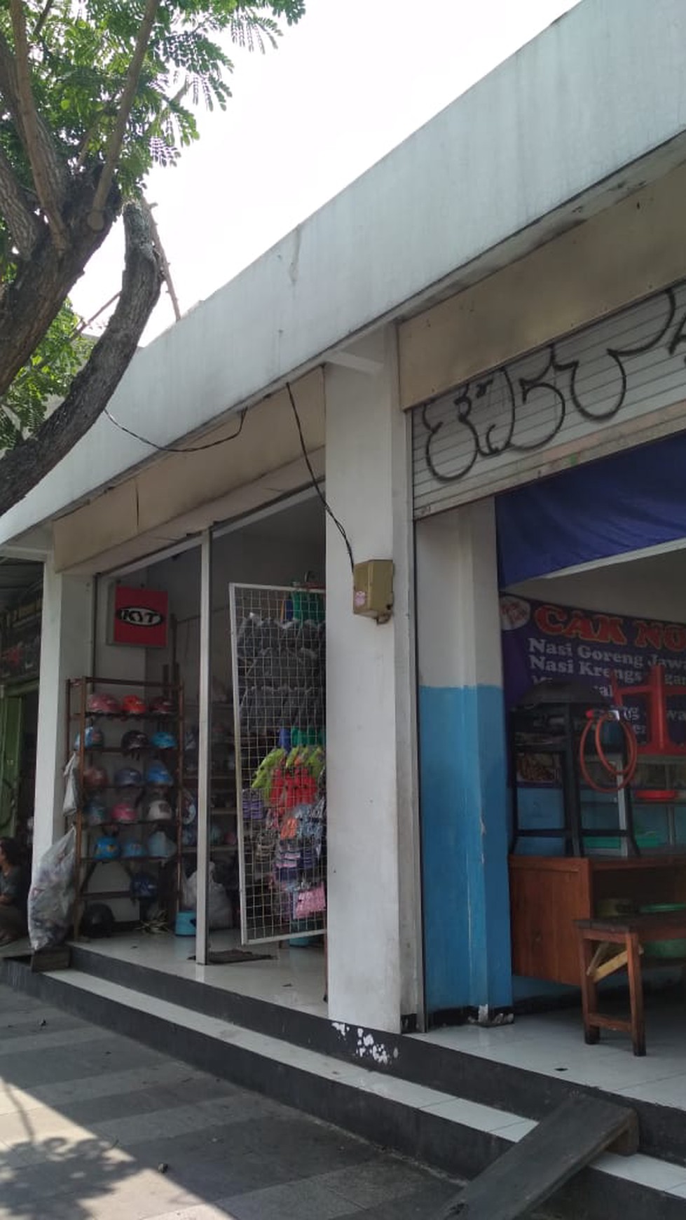 Ruko Tengah Kota proses bangun