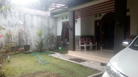 RUMAH TINGGAL COCOK UNTUK KELUARGA BESAR, JAKAL KM 20