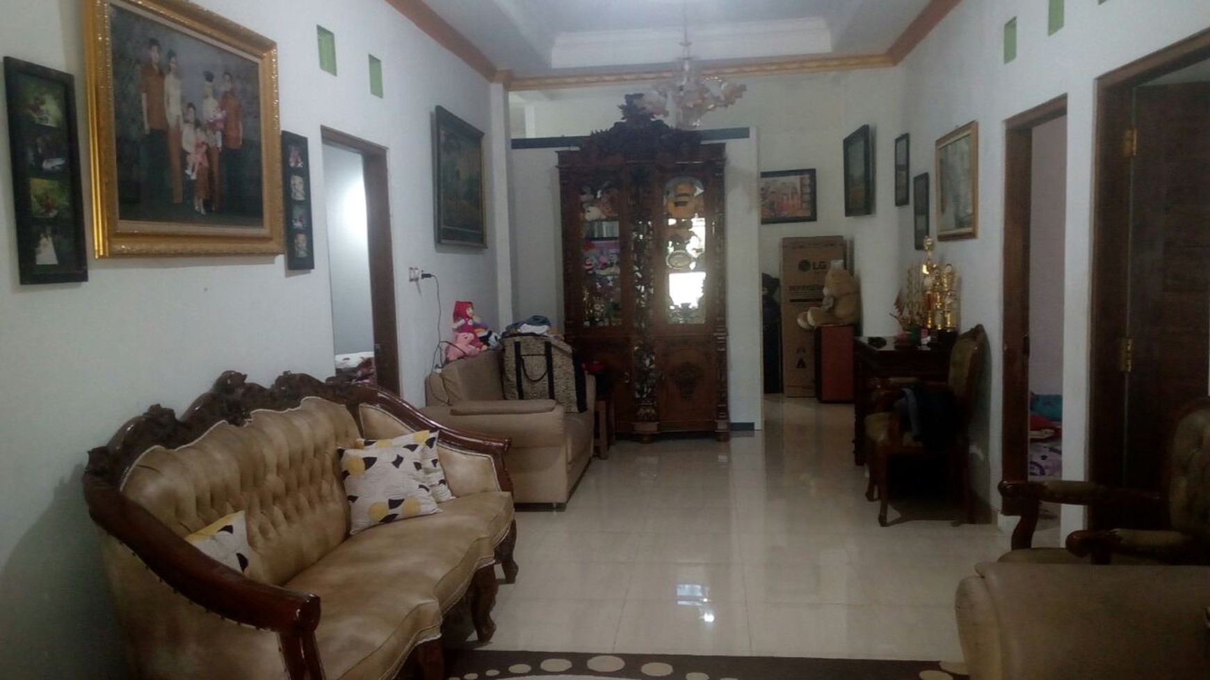 RUMAH TINGGAL COCOK UNTUK KELUARGA BESAR, JAKAL KM 20