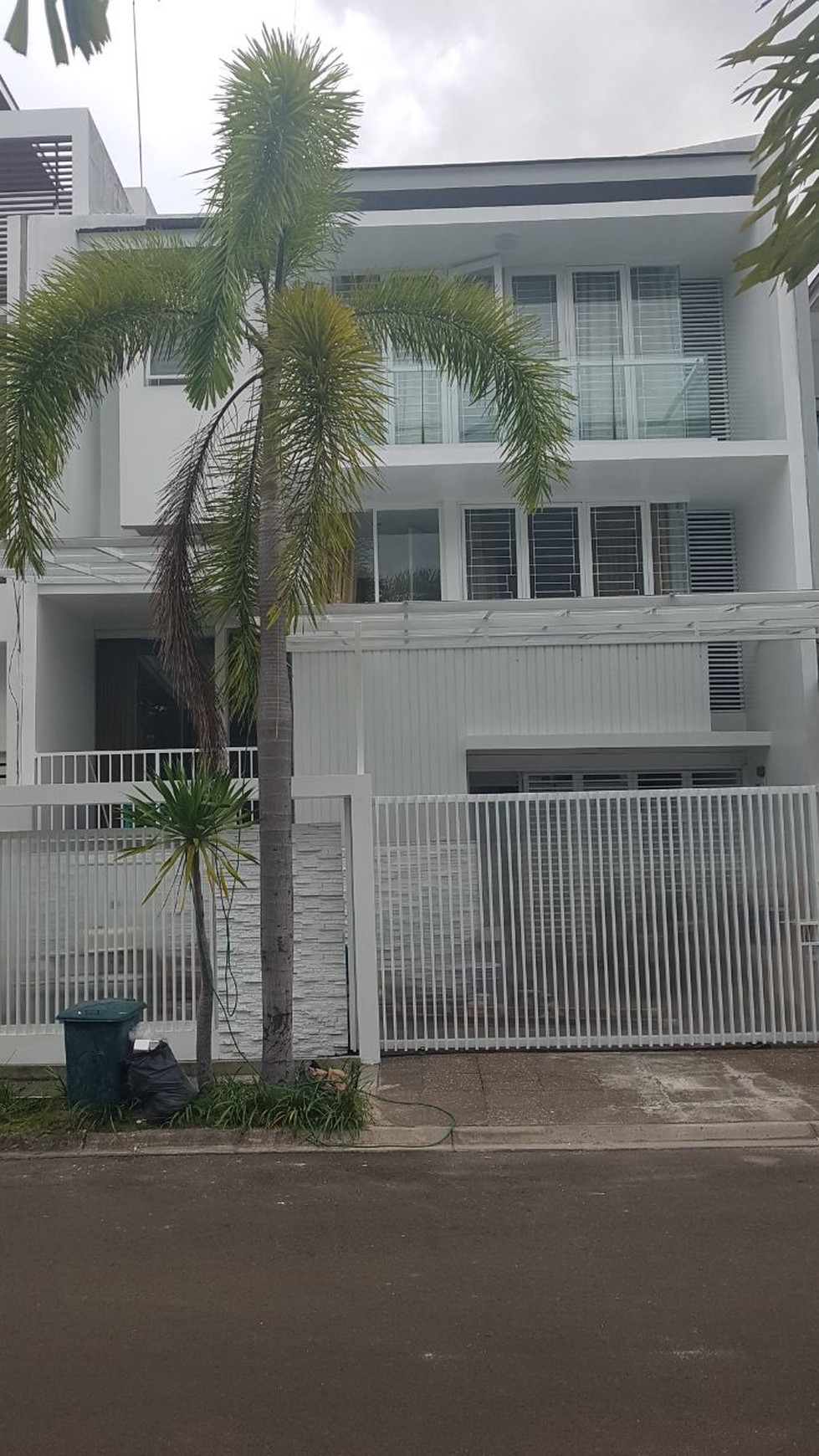 Rumah Cluster Cantik 2 Lantai