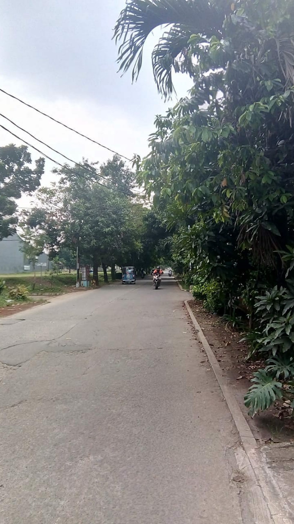 Rumah Hitung Tanah Di Blok J Cinere