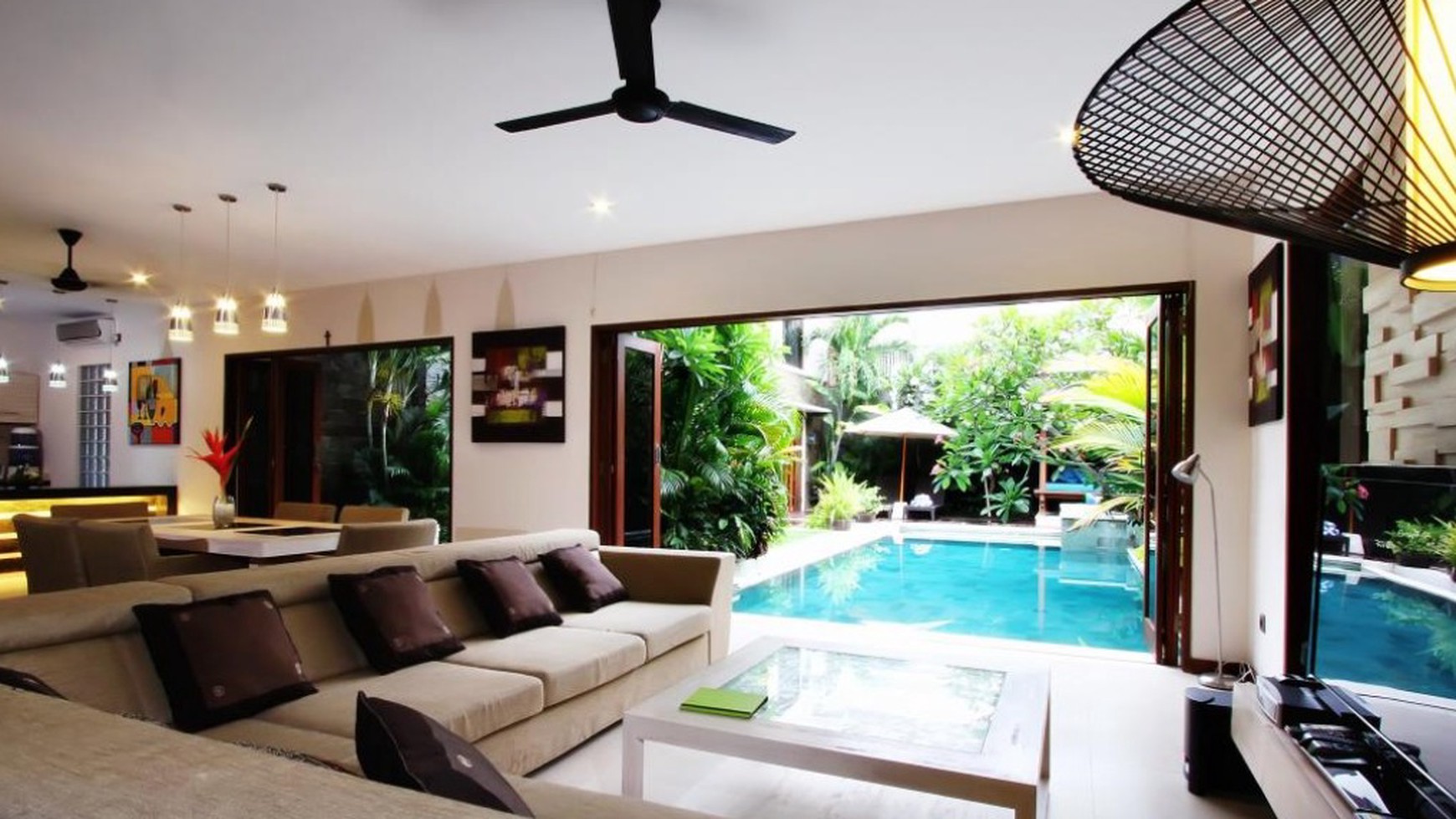 4 Bedroom Villa In Heart Seminyak